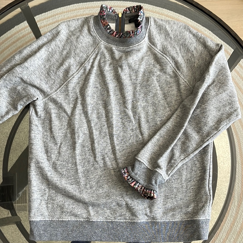 Women’s J.Crew sweatshirt must see pictures